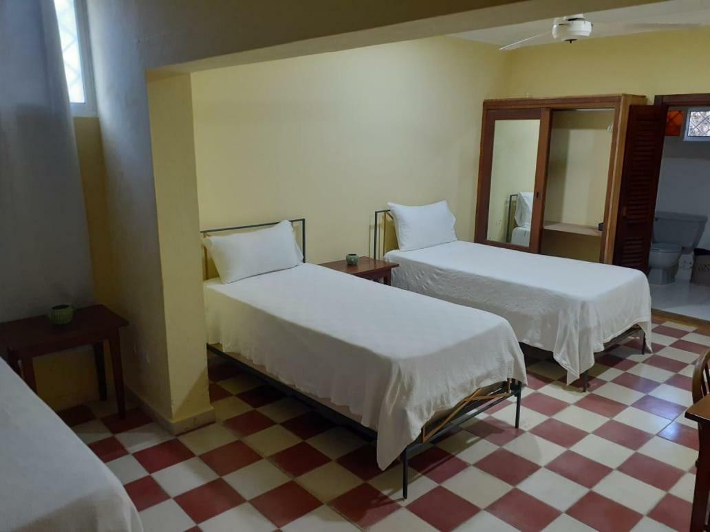 Villa Carolina Bed And Breakfast プエルト・プラタ エクステリア 写真